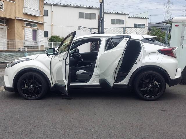 Ｃ－ＨＲ Ｇ　モード　ネロ　純正９型ナビ／フルセグ／ＣＤ・ＤＶＤ再生／ＢＴ接続／ＥＴＣ２．０／トヨタセーフティーセンス／衝突軽減ブレーキ／レーンキープ／ＢＳＭ／ＲＣＴＡ／レーダークルーズ／ＬＥＤヘッドライト／ハーフレザーシート（13枚目）