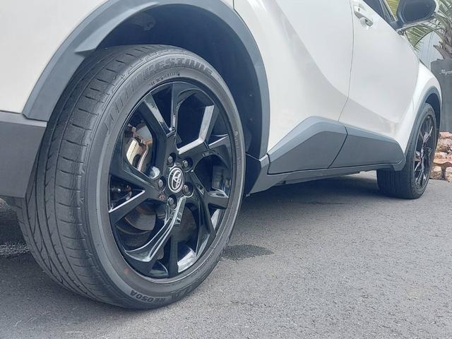 Ｃ－ＨＲ Ｇ　モード　ネロ　純正９型ナビ／フルセグ／ＣＤ・ＤＶＤ再生／ＢＴ接続／ＥＴＣ２．０／トヨタセーフティーセンス／衝突軽減ブレーキ／レーンキープ／ＢＳＭ／ＲＣＴＡ／レーダークルーズ／ＬＥＤヘッドライト／ハーフレザーシート（46枚目）