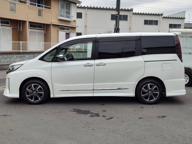 ノア Ｓｉ　ダブルバイビーＩＩＩ　ワンオーナー／ユーザー買取車／純正１０型ナビ／フルセグ／ＣＤ・ＤＶＤ再生／ＢＴ対応／ＥＴＣ／１２．１型後席ディスプレイ／モデリスタリアスカート・スタイリッシュモール／両側パワスラ／セーフティーセンス（13枚目）