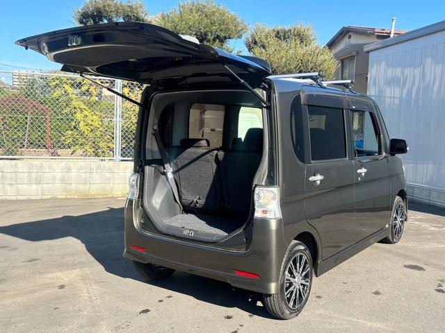 タント カスタムＲＳ　ユーザー買取／ターボ／規格外純正アルミホイール／パワスラ／社外ナビ／フルセグ／バックカメラ／ＥＴＣ／ルーフキャリア／ＨＩＤ／イエローフォグ／スマートキー×２／スモークフィルム／車検整備付／１年保証付（15枚目）