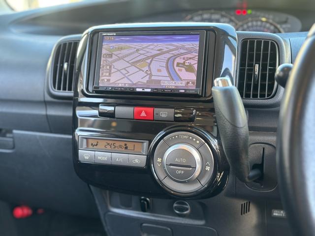 タント カスタムＲＳ　ユーザー買取／ターボ／規格外純正アルミホイール／パワスラ／社外ナビ／フルセグ／バックカメラ／ＥＴＣ／ルーフキャリア／ＨＩＤ／イエローフォグ／スマートキー×２／スモークフィルム／車検整備付／１年保証付（56枚目）