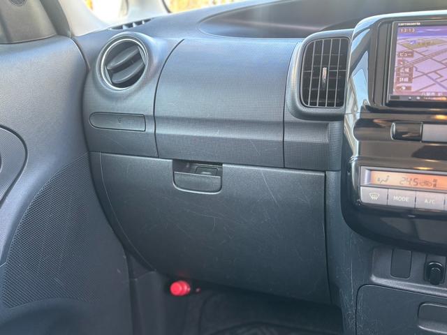 タント カスタムＲＳ　ユーザー買取／ターボ／規格外純正アルミホイール／パワスラ／社外ナビ／フルセグ／バックカメラ／ＥＴＣ／ルーフキャリア／ＨＩＤ／イエローフォグ／スマートキー×２／スモークフィルム／車検整備付／１年保証付（62枚目）