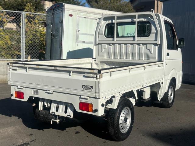 キャリイトラック ＦＣ　４ＷＤ／５速マニュアル／３方開／車検整備付き（9枚目）