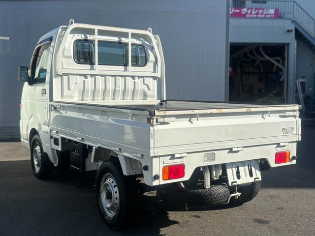 キャリイトラック ＦＣ　４ＷＤ／５速マニュアル／３方開／車検整備付き（11枚目）