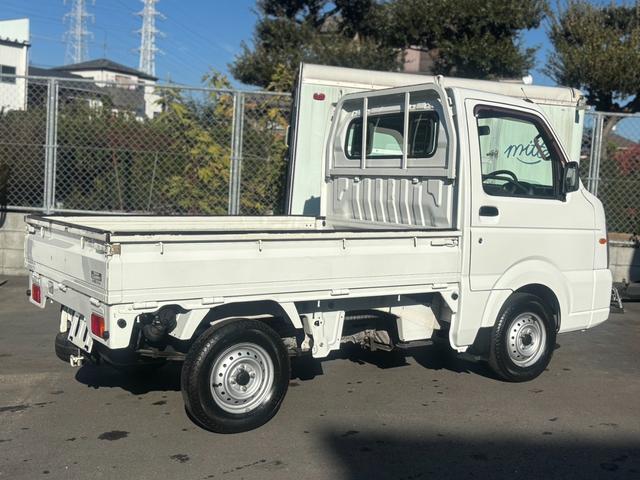 キャリイトラック ＦＣ　４ＷＤ／５速マニュアル／３方開／車検整備付き（26枚目）