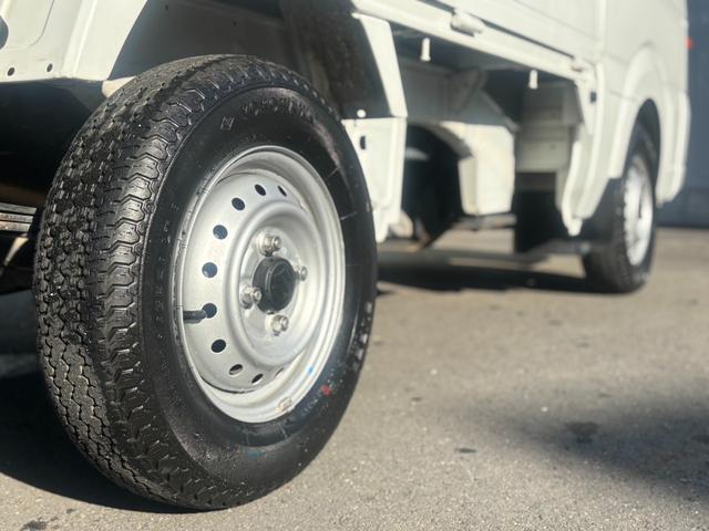 キャリイトラック ＦＣ　４ＷＤ／５速マニュアル／３方開／車検整備付き（38枚目）