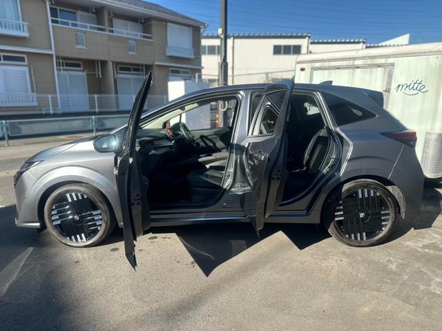 オーラ Ｇ　レザーエディション　ワンオーナー／ユーザー買取車／ＮＣ９インチナビ／フルセグ／ＢＴ接続／ＥＴＣ２．０／アラウンドビューモニター／スマートルームミラー／ＢＯＳＥサウンド／プロパイロット／衝突軽減ブレーキ／障害物センサー（36枚目）