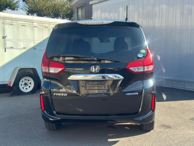 フリードハイブリッド ハイブリッド・Gホンダセンシング ユーザー買取車/ワンオーナー/純正ナビ/フルセグ/CD・DVD再生/BT接続/Bカメラ/ETC/ホンダセンシング/衝突軽減ブレーキ/レーンキープアシスト/両側パワースライドドア/ハーフレザーシート(9枚目)