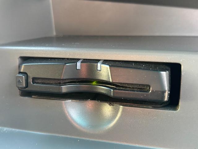 エスティマ アエラス ユーザー買取車/タナベ車高調/RAYS VERSUS 20インチAW/モデリスタフロントスポイラー/両側パワスラ/メーカーHDDナビ/フルセグ/CD・DVD再生/BT接続/ETC/Bカメラ/車検整備付(70枚目)