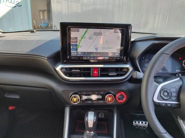 ロッキー プレミアムG HEV Fバンパーガード/ルーフキャリア・ラック/レーダークルコン/純正9型ナビ/Bカメラ/フルセグ/ETC/S-PDL/スマアシ/シートヒーター/電動パーキングブレーキ/オートブレーキホールド/車検整備付(18枚目)