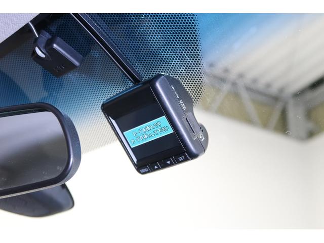 ハイブリッドＸ　認定中古車ドラレコナビＢカメラ　シティブレーキ　セキュリティー　ＬＥＤヘッドライ　ナビＴＶ　スマートキー＆プッシュスタート　地デジ　ＡＢＳ　クルーズコントロール　バックカメラ　ＵＳＢ　Ｗエアバッグ(10枚目)