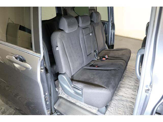 フリード GH 認定中古車 1年保証付 ワンオーナー ナビ Bカメラ ドラレコ ETC スマキー 1オーナー リヤカメラ 横滑り防止機能 Aライト AUTOエアコン キーレス Wエアバッグ DVD パワーステアリング(17枚目)