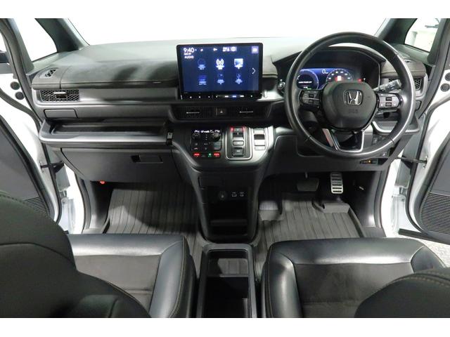 ステップワゴン e:HEVスパーダプレミアムライン 認定中古車 2年保証付 ワンオーナー ナビ Bカメラ ドラレコ ETC 運転支援 全周囲カメラ マルチカメラ Pテールゲート Wエアコン 両側自動ドア Fセグ USB接続 クリアランスソナ クルーズC(12枚目)