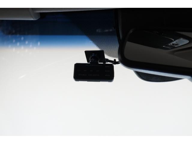 ◆◆『ドライブレコーダー』動画を残すことで万が一の事態に遭遇した時の必須アイテムです！急ブレーキ・急ハンドルが起こった際、自動で記録が上書きされずに保存され、後でＰＣ等で確認出来ます。