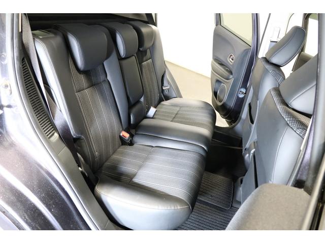 ◆◆リアシートもゆったり快適に座っていただけますので、後部座席にお乗りの大切な方も楽しくドライブに参加していただけます。