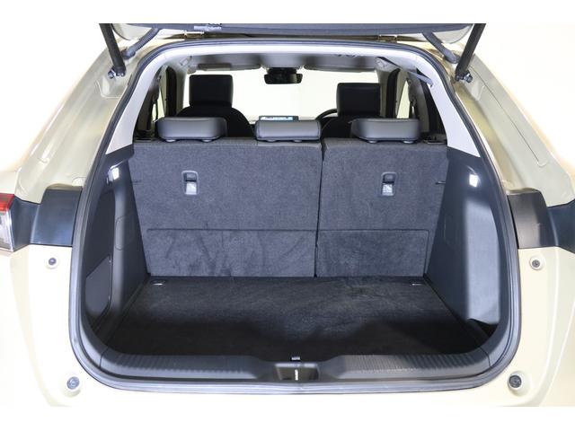 ヴェゼル ｅ：ＨＥＶＺ　認定中古車　２年保証付　ワンオーナー　ナビ　Ｂカメラ　ＥＴＣ　運転支援　全周囲カメラ　衝突回避支援ブレーキ機能　パノラミックビューモニター　１オナ　スマキ　Ｐトランク　フルオートエアコン　エアバッグ（22枚目）