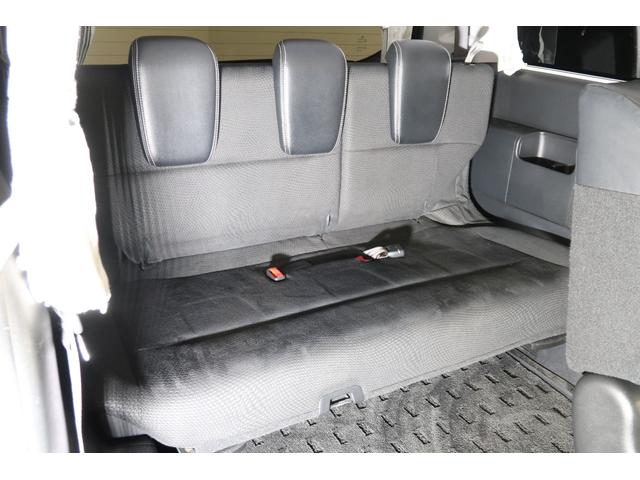 ステップワゴンスパーダ Ｚクールスピリット　認定中古車　１年保証付　ワンオーナー　ナビ　Ｂカメラ　ＥＴＣ　運転支援　ミュージックプレイヤー接続可　バックカメ　キーフリー　横滑防止　ＤＶＤ視聴可能　フルオートエアコン　電動格納式ドアミラー　ＡＢＳ（23枚目）