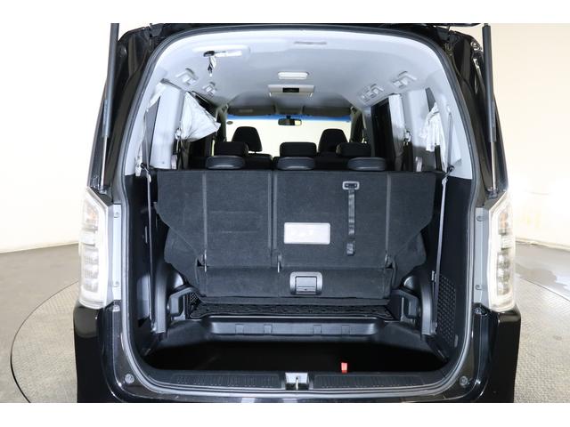 ステップワゴンスパーダ Ｚクールスピリット　認定中古車　１年保証付　ワンオーナー　ナビ　Ｂカメラ　ＥＴＣ　運転支援　ミュージックプレイヤー接続可　バックカメ　キーフリー　横滑防止　ＤＶＤ視聴可能　フルオートエアコン　電動格納式ドアミラー　ＡＢＳ（24枚目）