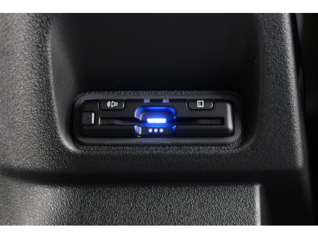 N-BOXカスタム ベースグレード 認定中古車 2年保証付 ナビ Bカメラ ドラレコ ETC 運転支援 デモカー USB接続 CMBS Dレコ ベンチシート オートエアコン スマートキ LED 盗難防止装置 クルコン バックカメラ(17枚目)