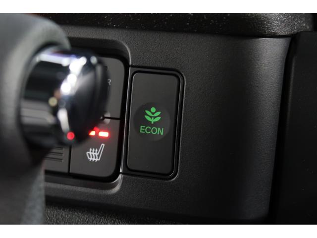 N-BOXカスタム ベースグレード 認定中古車 2年保証付 ナビ Bカメラ ドラレコ ETC 運転支援 デモカー USB接続 CMBS Dレコ ベンチシート オートエアコン スマートキ LED 盗難防止装置 クルコン バックカメラ(18枚目)