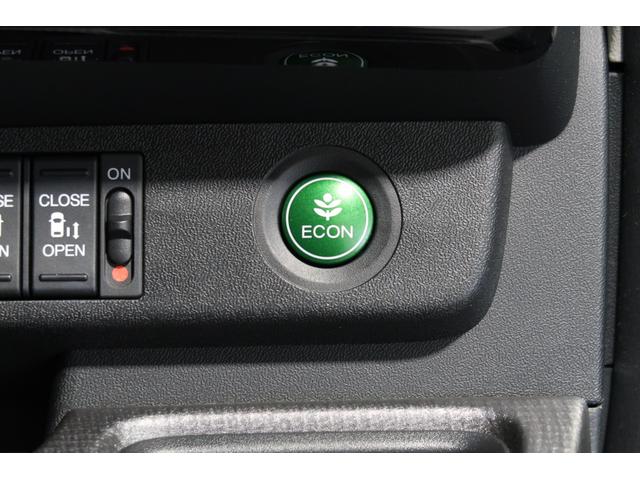 ステップワゴンスパーダ スパーダホンダセンシング　認定中古車　２年保証付　ワンオーナー　ナビ　Ｂカメラ　ドラレコ　ＥＴＣ　運転支援　ＬＫＡ　盗難防止　助手席エアバッグ　追従式クルーズコントロール　ワンオーナ－　Ｗパワスラ　Ｂｌｕｅｔｏｏｔｈオーディオ（19枚目）