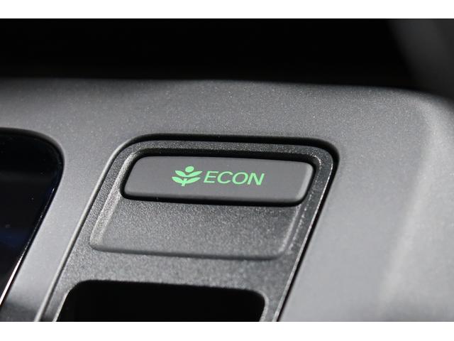 フリード ｅ：ＨＥＶエアーＥＸ　認定中古車　２年保証付　ナビ　Ｂカメラ　ドラレコ　ＥＴＣ　運転支援　デモカー　全周囲カメラ　３６０°カメラ　衝突軽減システム　ソナー　横滑り防止装置　クルーズコントロール　サイドカーテンエアバック（16枚目）