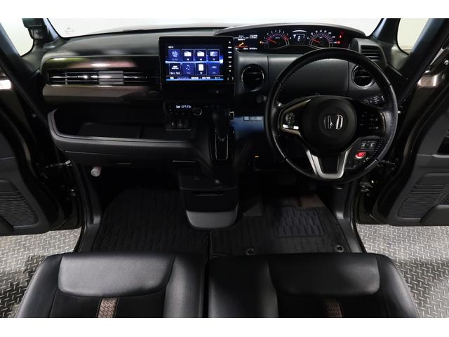 N-BOXカスタム G・Lターボホンダセンシング ホンダ認定中古車/メモリーナビ/地デジフルセグ/Carplay対応/Bluetooth/バックカメラ/前ドラレコ/追従オートクルーズ/LEDヘッドライト/ハンズフリースライドア/ホンダセンシング PW(4枚目)