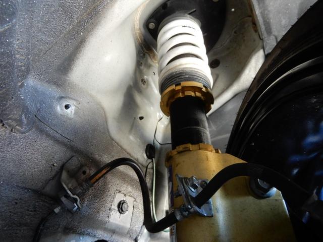 ＷＲＸ ＳＴＩ ＳＴＩ　ＡＤセーフＰ／ＳＴＩエアロ／外Ｒスポイラー／車高調／外マフラー／８型ナビ／前横後カメラ／外１９ＡＷ／席ヒーター／半革／ＥＴＣ（18枚目）