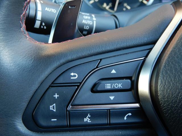 ステアリングスイッチで快適操作☆