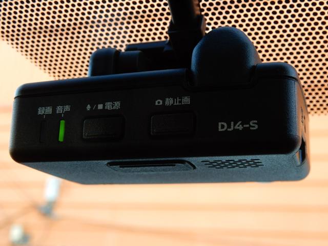 前後共にドラレコ付いてます♪あおり運転対策に！