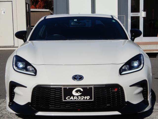 GR86 RZ TRDフルエアロ・リアスポイラー/ブラインドスポット/クルーズコントロール/ステアリング連動ランプ/純正ドラレコ/カロッツェリアメモリーナビ/フルセグ/ETC/シートヒーター/(4枚目)