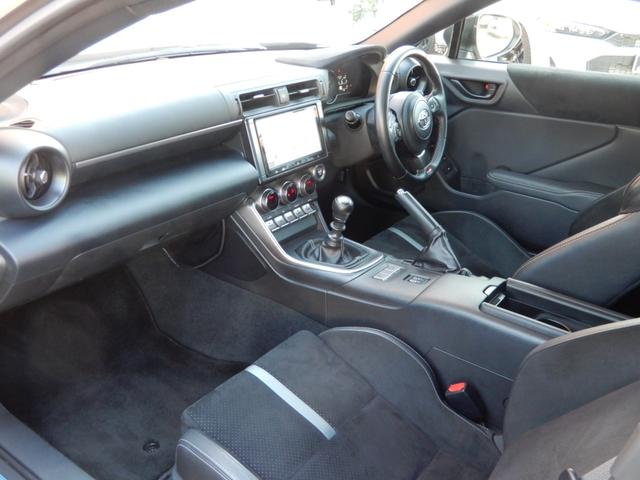 GR86 RZ TRDフルエアロ・リアスポイラー/ブラインドスポット/クルーズコントロール/ステアリング連動ランプ/純正ドラレコ/カロッツェリアメモリーナビ/フルセグ/ETC/シートヒーター/(11枚目)