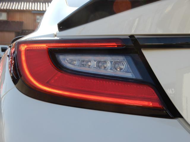 GR86 RZ TRDフルエアロ・リアスポイラー/ブラインドスポット/クルーズコントロール/ステアリング連動ランプ/純正ドラレコ/カロッツェリアメモリーナビ/フルセグ/ETC/シートヒーター/(41枚目)