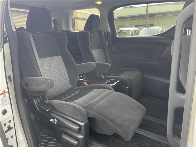 ヴェルファイア ２．５Ｚ　Ａエディション（12枚目）