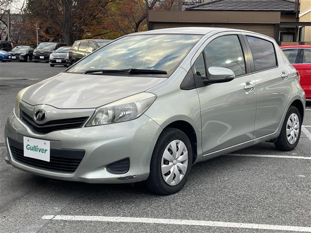 ヴィッツ F(9枚目)