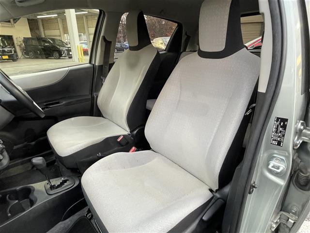 ヴィッツ F(14枚目)