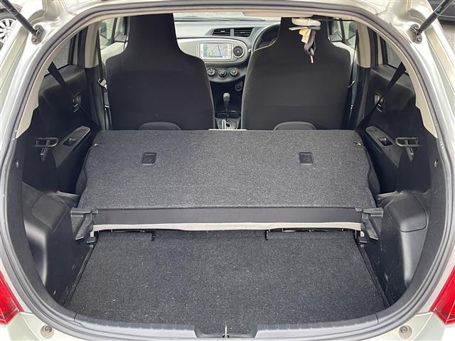 ヴィッツ F(20枚目)