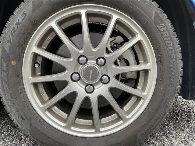 シエンタ ハイブリッドＧ　１オーナー車　社外ナビＴＶ　バックカメラ　両側パワースライドドア　ＬＥＤヘッドライト　ＥＴＣ　プッシュスタート　スマートキー　純正アルミ＋夏タイヤ車載（33枚目）