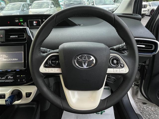 プリウス Ｓツーリングセレクション　レザーシート　前席シートヒーター　純正９型ナビＴＶ　バックカメラ　ＬＥＤヘッドライト　レーダークルーズコントロール　セーフティセンス　純正１７インチアルミ　プッシュスタート　スマートキー（14枚目）