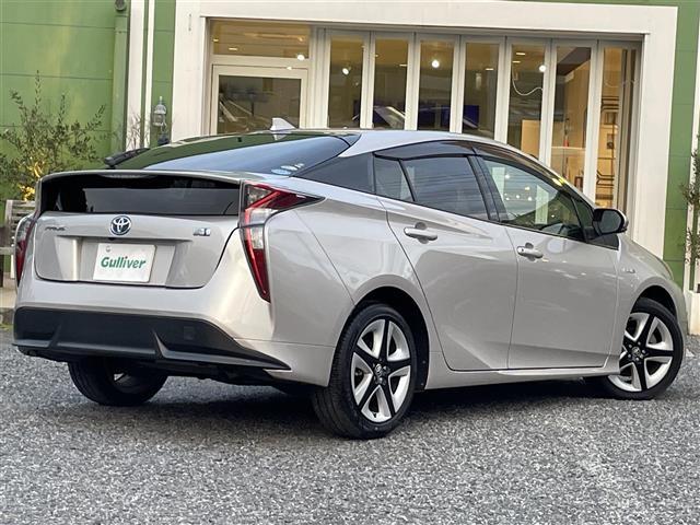 プリウス Ｓツーリングセレクション　レザーシート　前席シートヒーター　純正９型ナビＴＶ　バックカメラ　ＬＥＤヘッドライト　レーダークルーズコントロール　セーフティセンス　純正１７インチアルミ　プッシュスタート　スマートキー（19枚目）