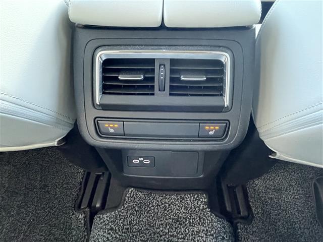 CX-60 25S エクスクルーシブモード 白革シート エアシート&シートヒーター 純正ナビTV 360度カメラ BOSEサウンド パワーバックドア クリアランスソナー 純正20インチアルミ プッシュスタート(24枚目)