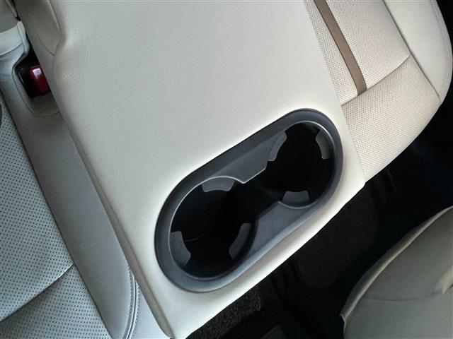 CX-60 25S エクスクルーシブモード 白革シート エアシート&シートヒーター 純正ナビTV 360度カメラ BOSEサウンド パワーバックドア クリアランスソナー 純正20インチアルミ プッシュスタート(25枚目)