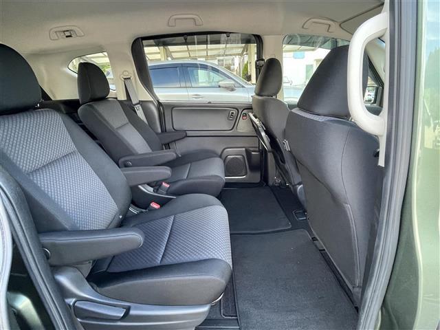 フリードハイブリッド ハイブリッド・Gブラックスタイル 1オーナー車 純正9型ナビTV バックカメラ 前後ドラレコ ビルトインETC ホンダセンシング 両側パワースライドドア LEDヘッドライト プッシュスタート スマートキー(8枚目)