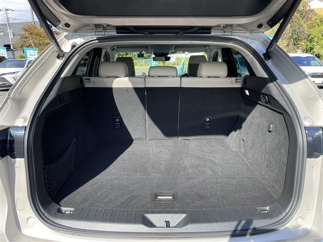 CX-60 XD Lパッケージ 白革シート シートヒーター 純正ナビTV 360度カメラ パワーバックドア クリアランスソナー 純正20インチAW レーダークルーズコントロール LEDヘッドライト(9枚目)