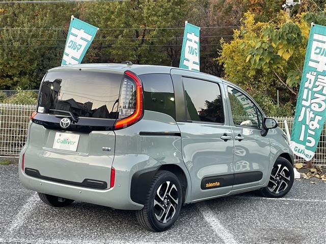 シエンタ ハイブリッドＺ　純正ナビ　純正フリップダウンモニター　パノラミックビューモニター　ビルトインＥＴＣ２．０　　純正前後ドラレコ　両側パワースライドドア　ＬＥＤヘッドライト　クリアランスソナー　純正アルミ（32枚目）