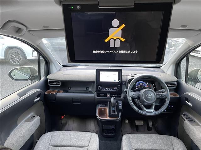 シエンタ ハイブリッドＺ　純正ナビ　純正フリップダウンモニター　パノラミックビューモニター　ビルトインＥＴＣ２．０　　純正前後ドラレコ　両側パワースライドドア　ＬＥＤヘッドライト　クリアランスソナー　純正アルミ（42枚目）