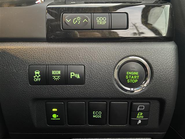 アルファード ２４０Ｓ　タイプゴールドＩＩ　■ワンオーナー■純正ナビＴＶ■純正フリップダウンモニター■ハーフレザー■ツインムーンルーフ■パワーバックドア■クルコン■ビルトインＥＴＣ■ドライブレコーダー■クリアランスソナー■純正ＡＷ車載（16枚目）