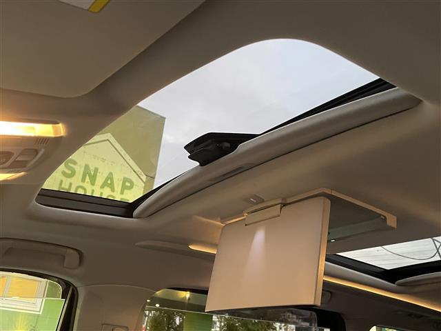 アルファード ２４０Ｓ　タイプゴールドＩＩ　■ワンオーナー■純正ナビＴＶ■純正フリップダウンモニター■ハーフレザー■ツインムーンルーフ■パワーバックドア■クルコン■ビルトインＥＴＣ■ドライブレコーダー■クリアランスソナー■純正ＡＷ車載（23枚目）