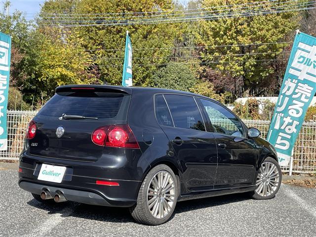 ゴルフ R32 本革シート シートヒーター 社外ディスプレイオーディオ バックカメラ 純正18インチAW HIDライト キーレス(3枚目)