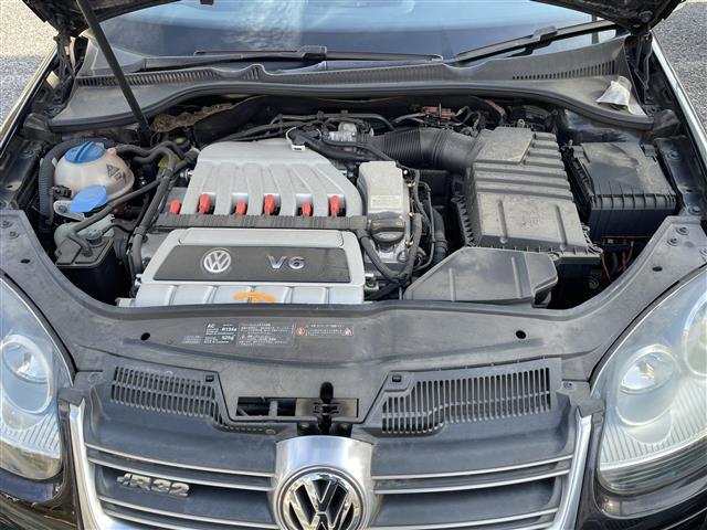 ゴルフ R32 本革シート シートヒーター 社外ディスプレイオーディオ バックカメラ 純正18インチAW HIDライト キーレス(19枚目)